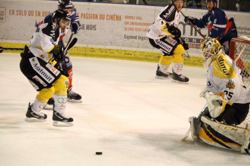 Angers  1 - 5 Rouen