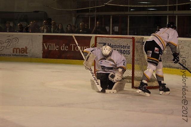 Tours  1 - 3 Brest 
