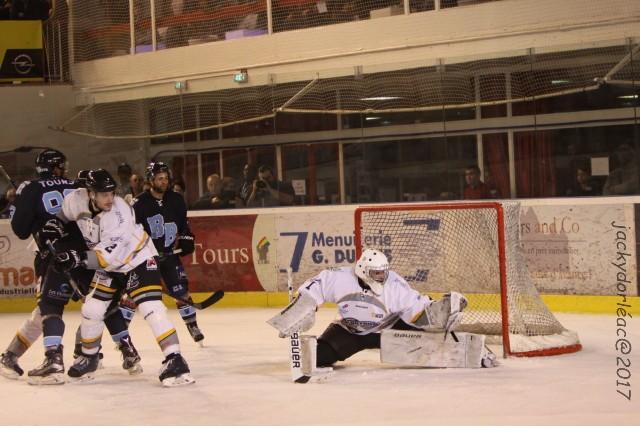 Tours  1 - 3 Brest 