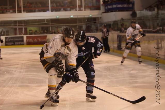 Tours  1 - 3 Brest 