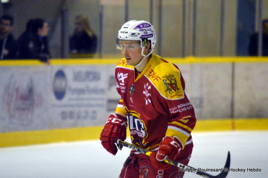Dijon  3 - 5 Strasbourg 