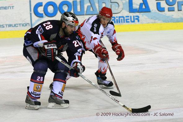 Grenoble  8 - 1 Neuilly/Marne