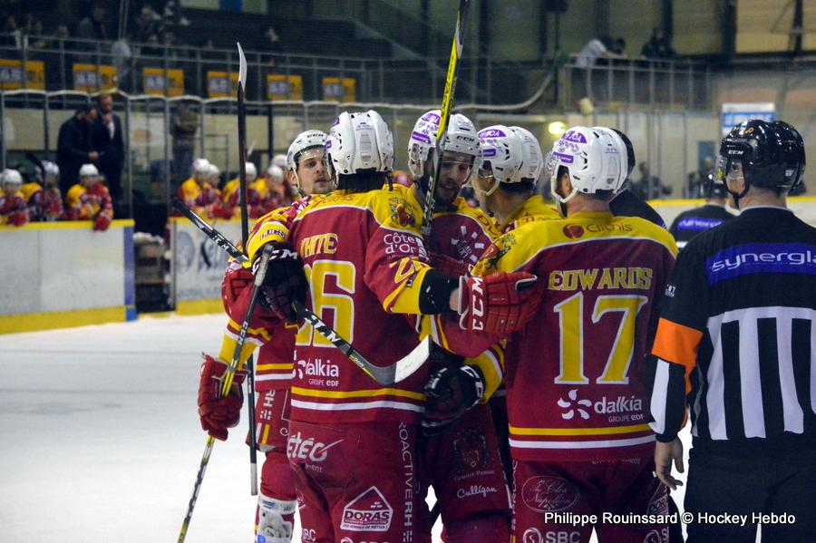 Dijon  3 - 5 Strasbourg 