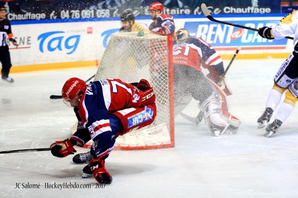 Grenoble  2 - 3 Rouen