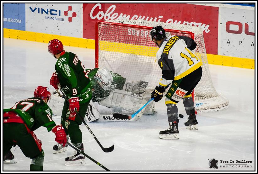 Cergy-Pontoise 4 - 8 Chambéry