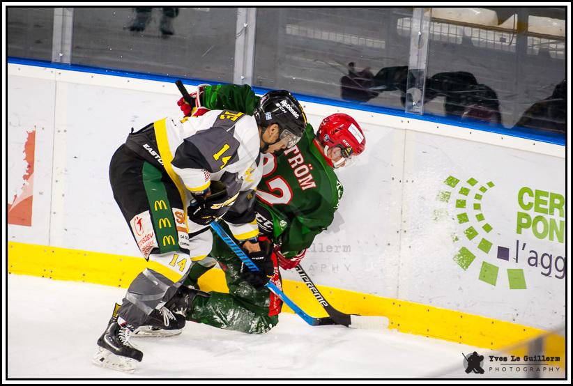 Cergy-Pontoise 4 - 8 Chambéry