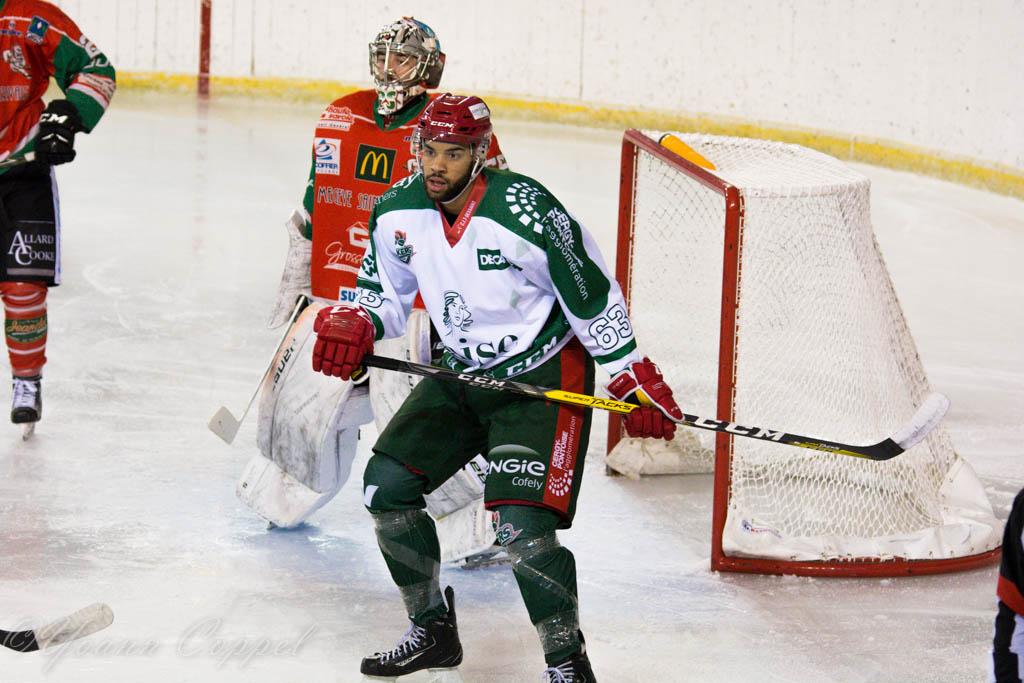 Mont-Blanc 8 - 5 Cergy-Pontoise