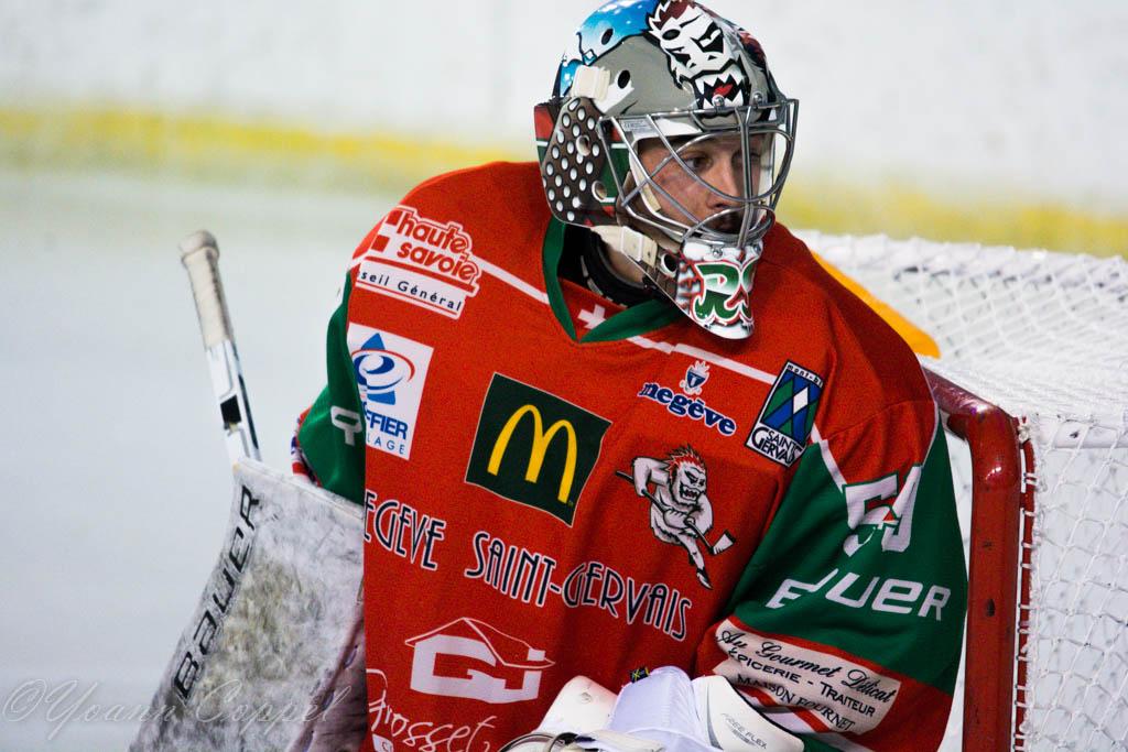 Mont-Blanc 8 - 5 Cergy-Pontoise