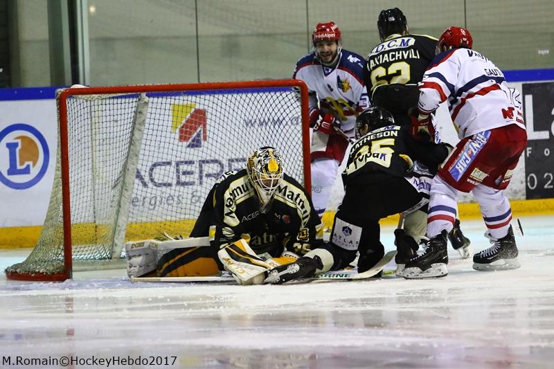 Rouen 7 - 2 Grenoble 