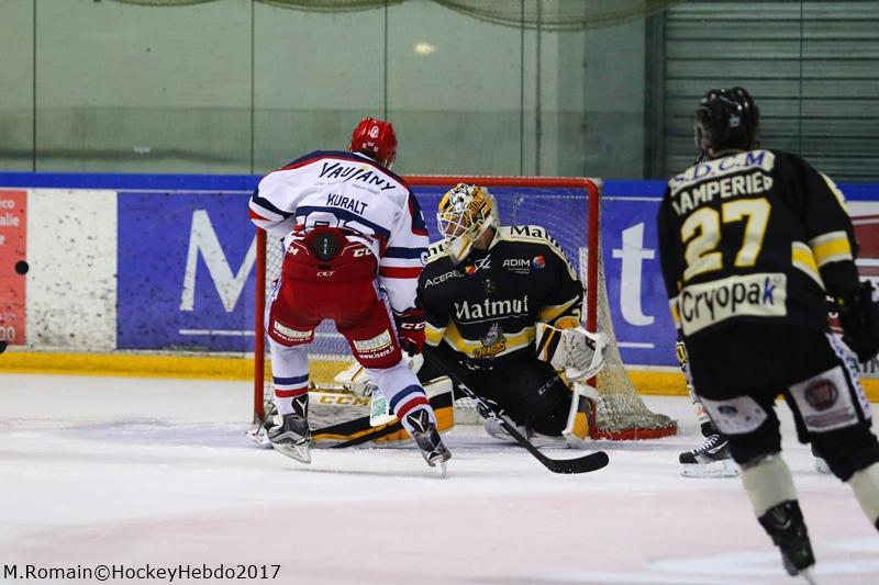 Rouen 0 - 3 Grenoble 