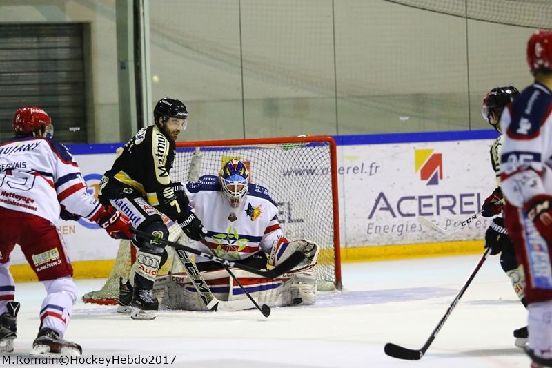 Rouen 0 - 3 Grenoble 