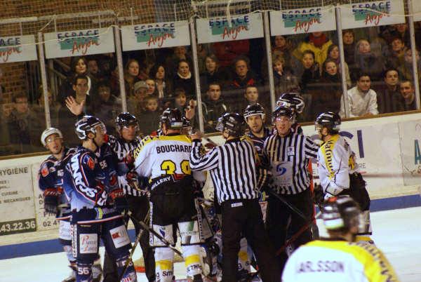 Angers  5 - 4 Rouen