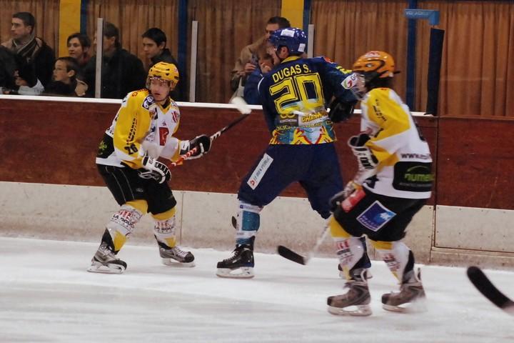 Dijon  2 - 3 Strasbourg 