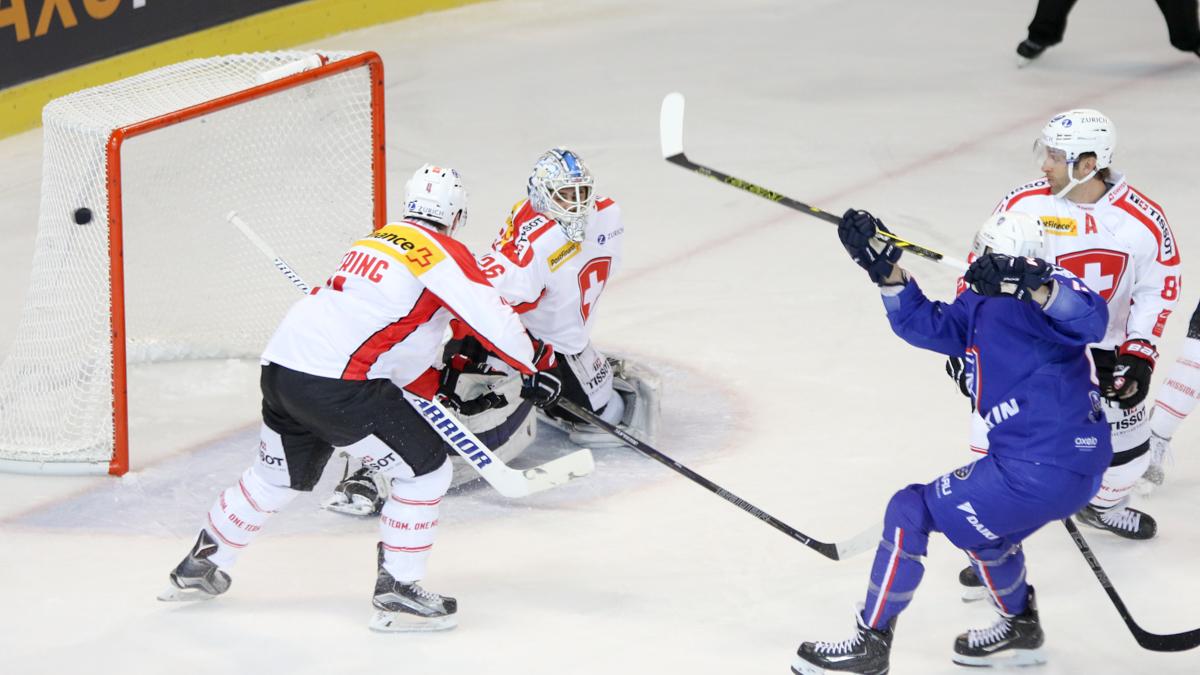 France 3 - 4 Switzerland