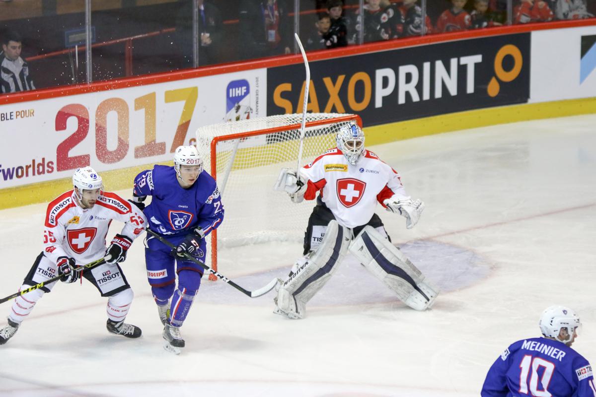 France 3 - 4 Switzerland