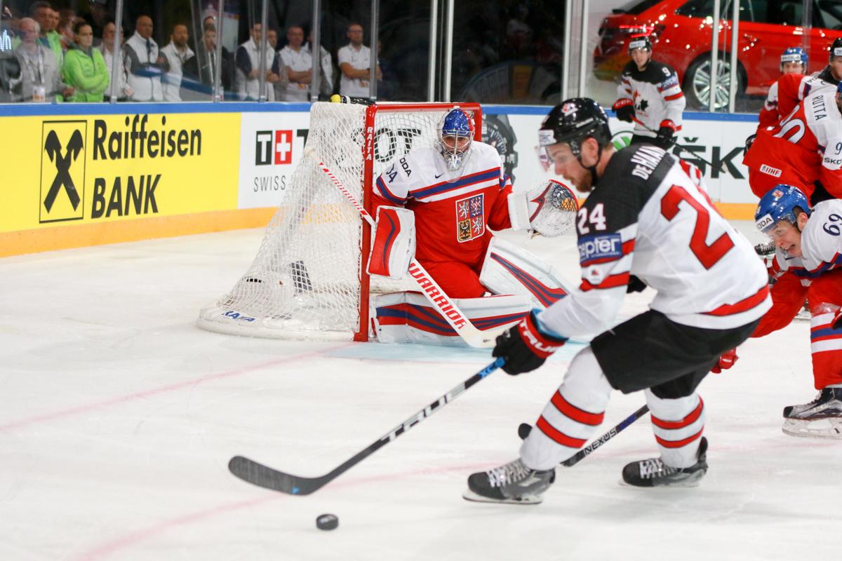 Czech Republic 1 - 4 Canada