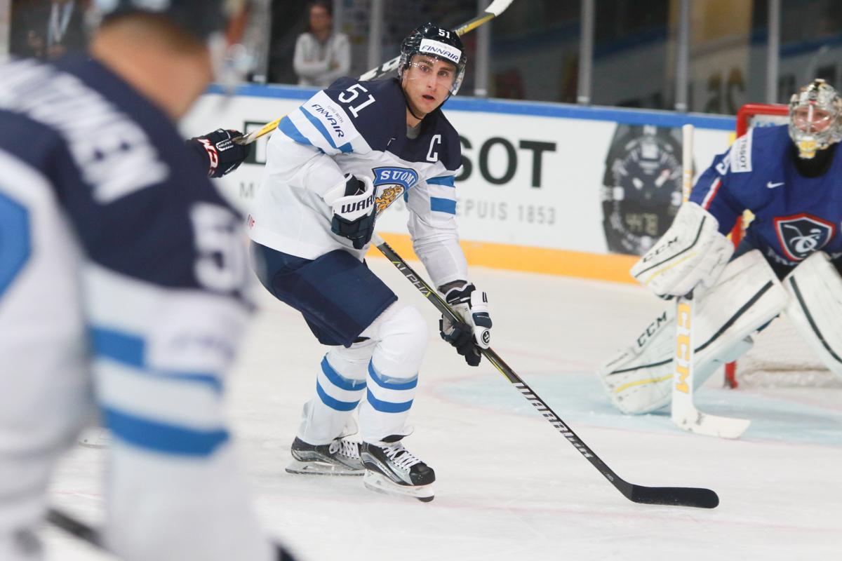 Finland 1 - 5 France