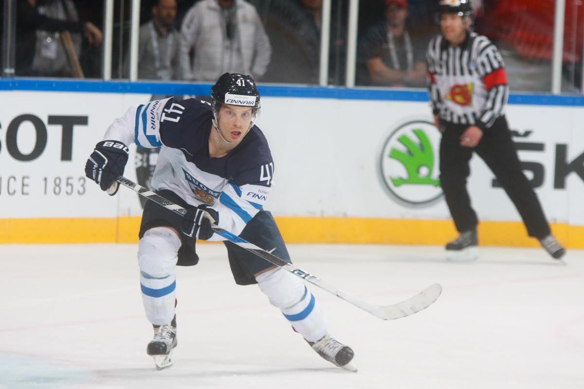 Finland 1 - 5 France