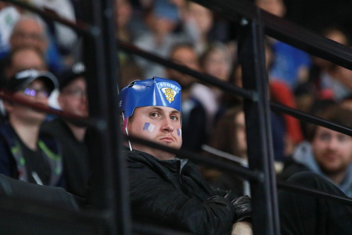 Finland 1 - 5 France