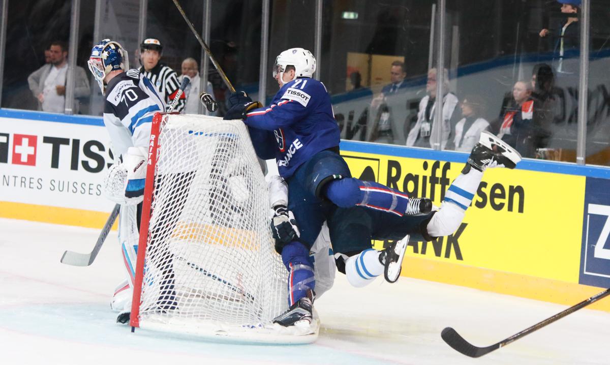 Finland 1 - 5 France