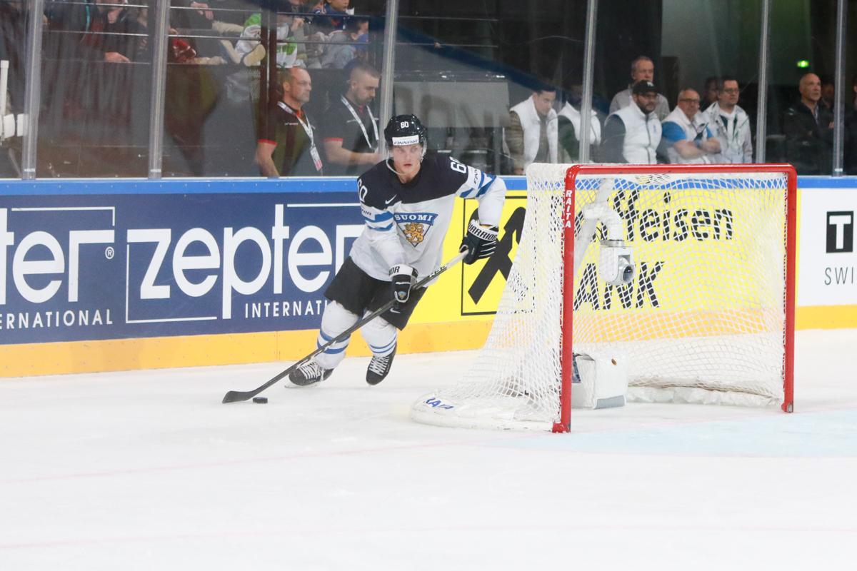 Finland 1 - 5 France