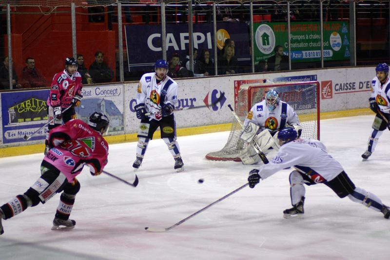 Amiens  5 - 2 Mont-Blanc
