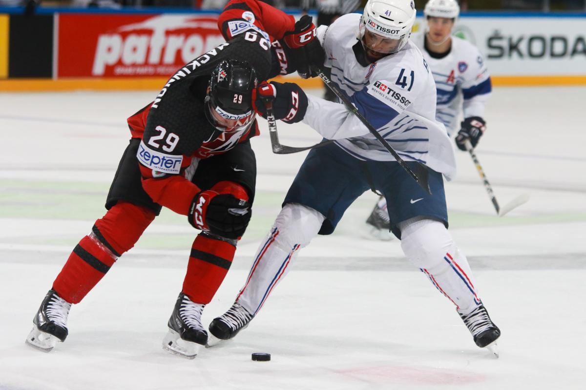 Canada 3 - 2 France