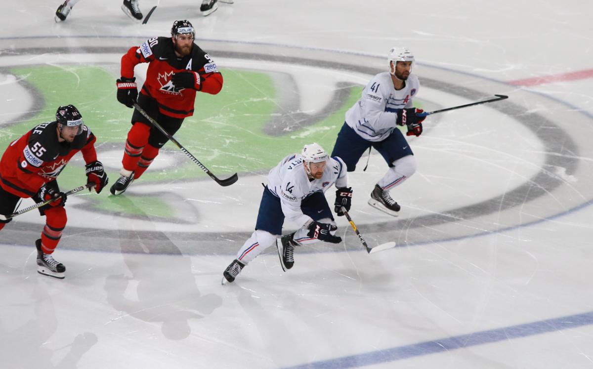 Canada 3 - 2 France