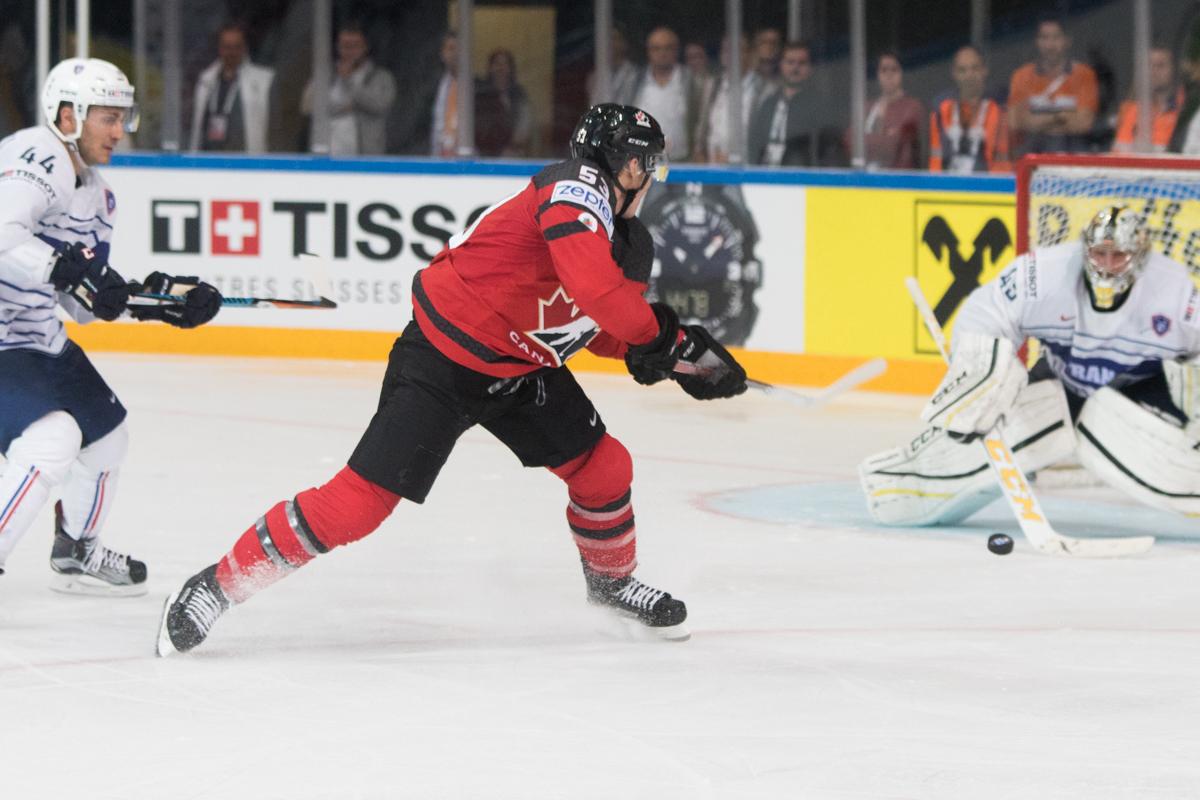 Canada 3 - 2 France