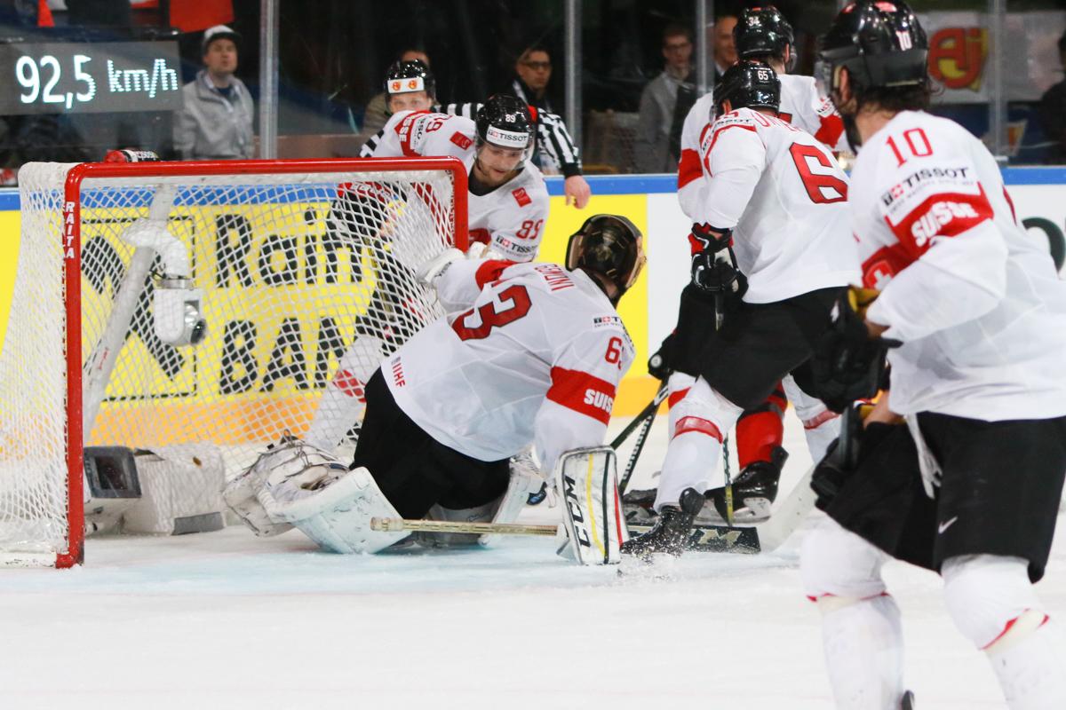 Canada 2 - 3 Switzerland