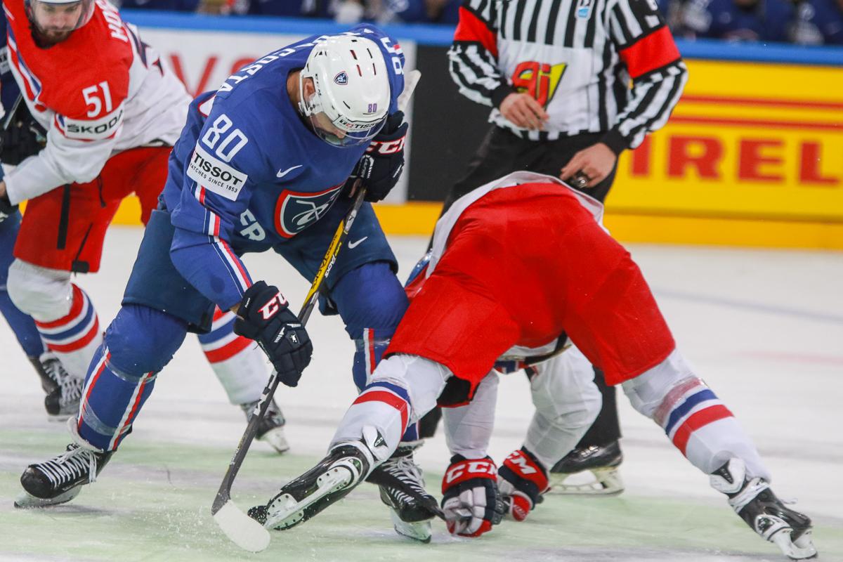 France 2 - 5 Czech Republic