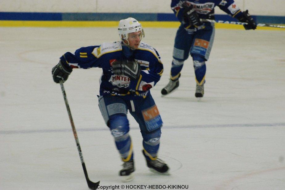 Avignon 4 - 2 Reims