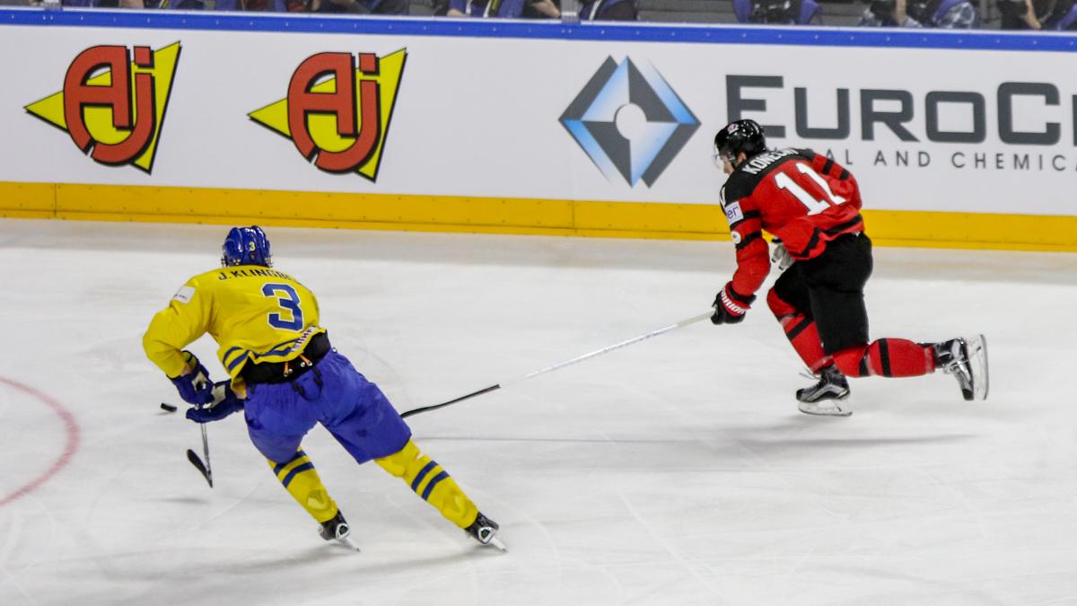 Canada 1 - 2 Sweden