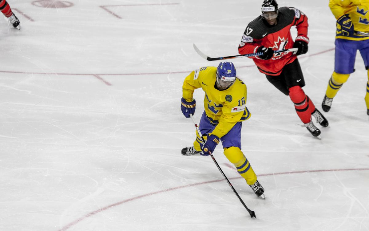 Canada 1 - 2 Sweden