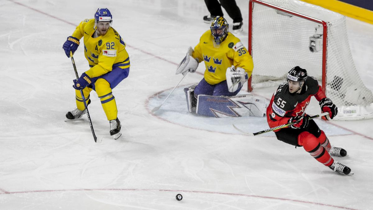 Canada 1 - 2 Sweden
