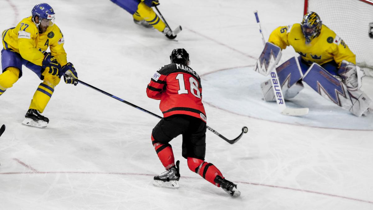 Canada 1 - 2 Sweden