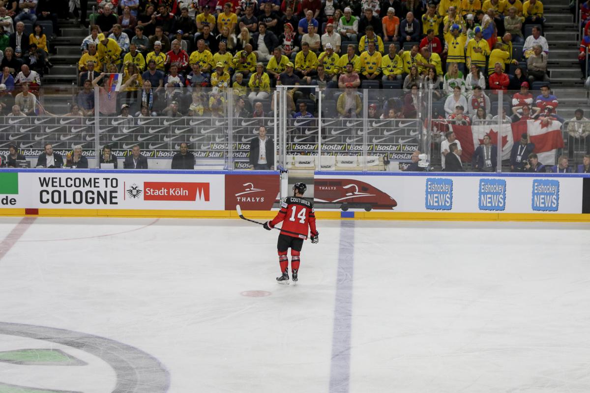 Canada 1 - 2 Sweden