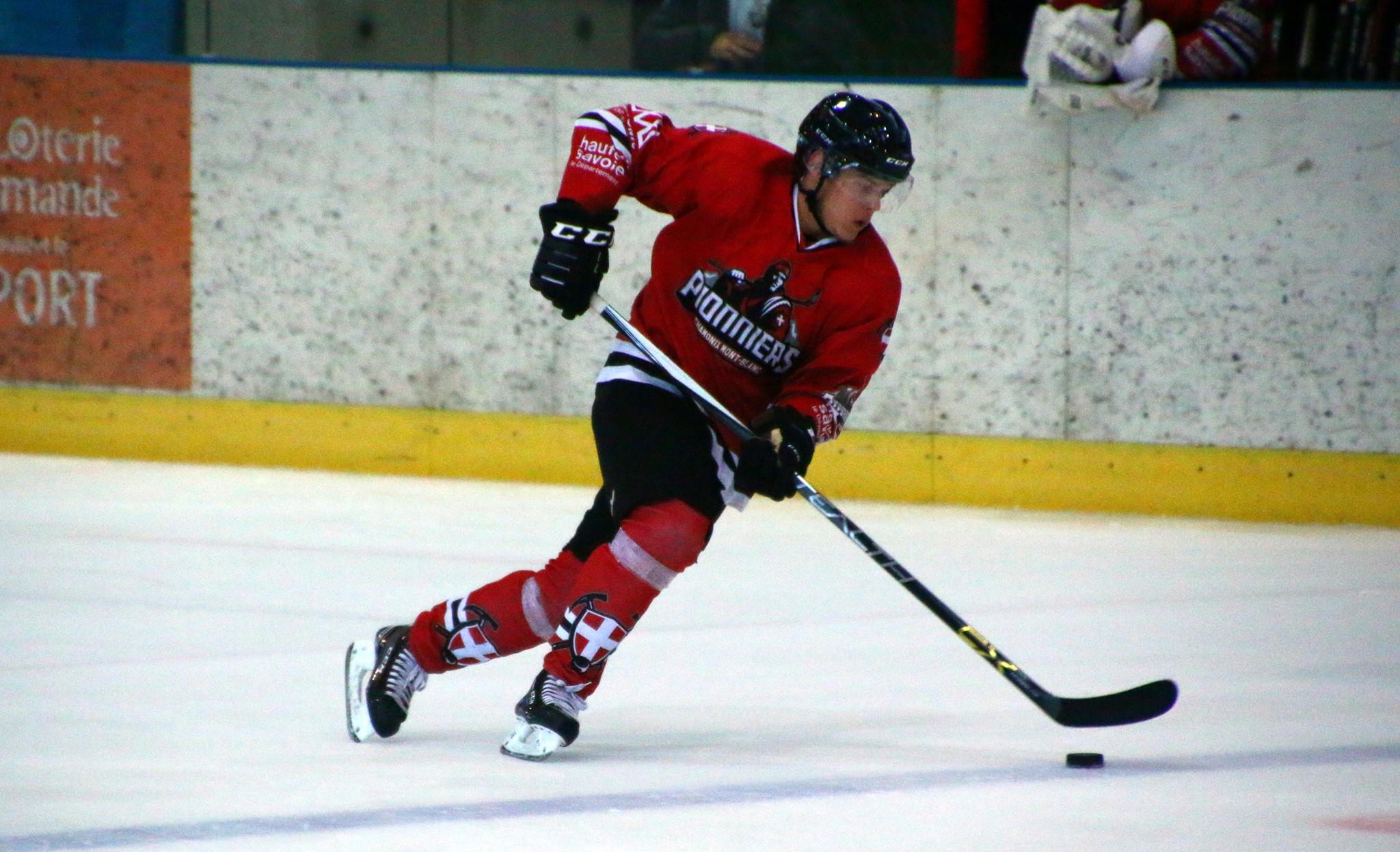 Chamonix  1 - 4 Ajoie