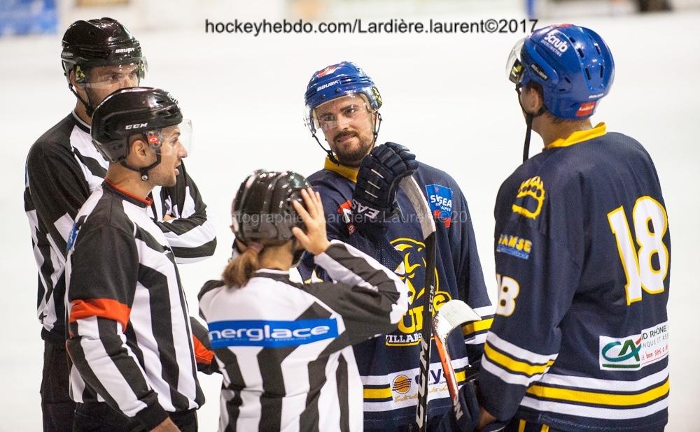 D2: Les Ours s'imposent largement  — Reportage