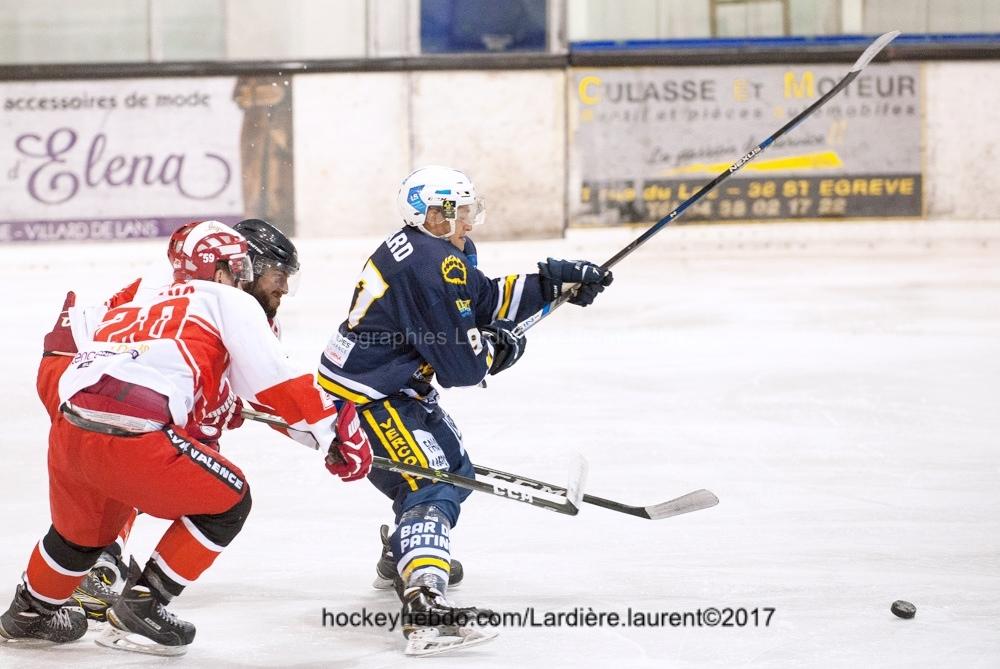 D2: Les Ours s'imposent largement  — Reportage