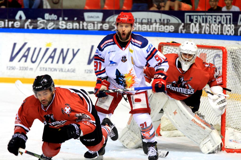 Grenoble  5 - 0 Chamonix 