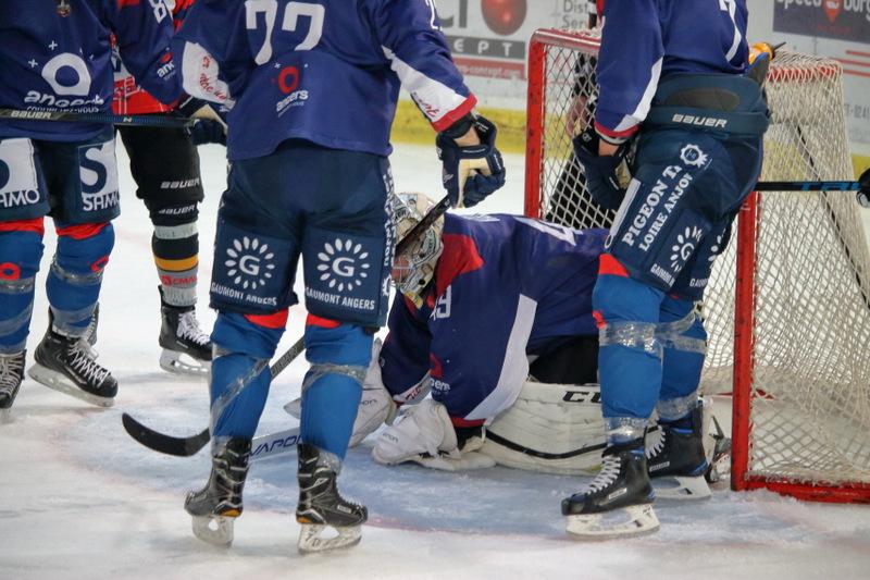 Angers  6 - 3 Brest 