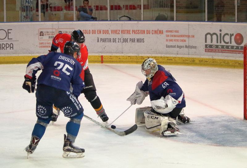 Angers  6 - 3 Brest 