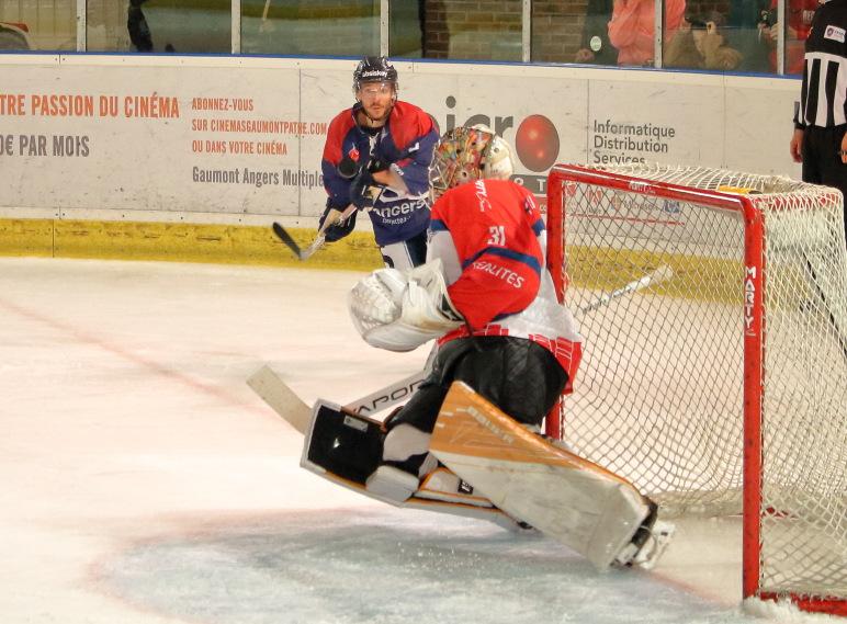 Angers  6 - 3 Brest 