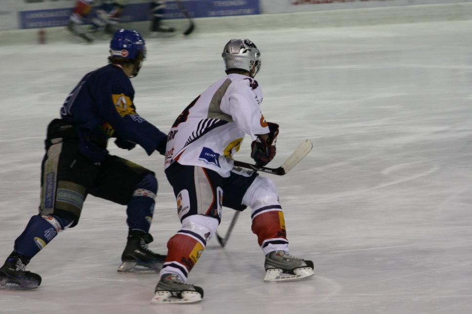Mont-Blanc 1 - 4 Grenoble 