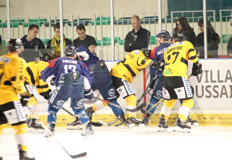 Angers  4 - 7 Rouen