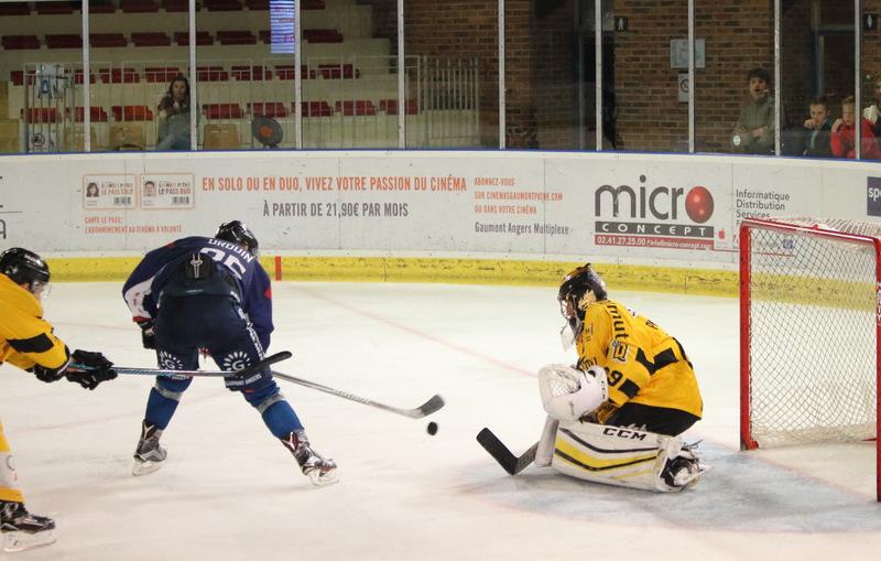 Angers  4 - 7 Rouen