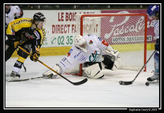 Rouen 3 - 0 Dijon 