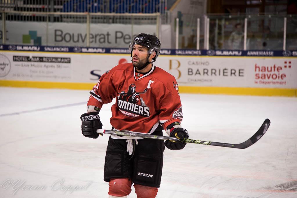Chamonix  1 - 3 Rouen