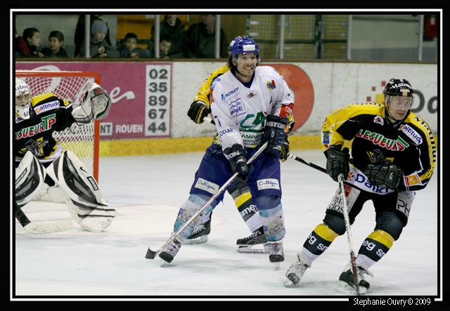 Rouen 3 - 0 Dijon 